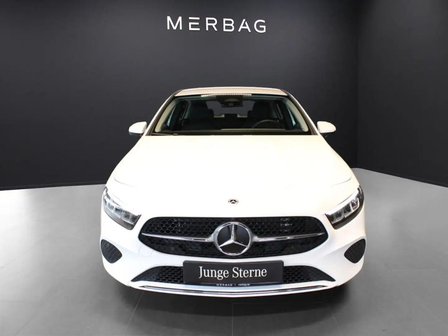 Mercedes-Benz A 180 *Progressive MBUX-Premium LED Winter RFK Weiß - 2
