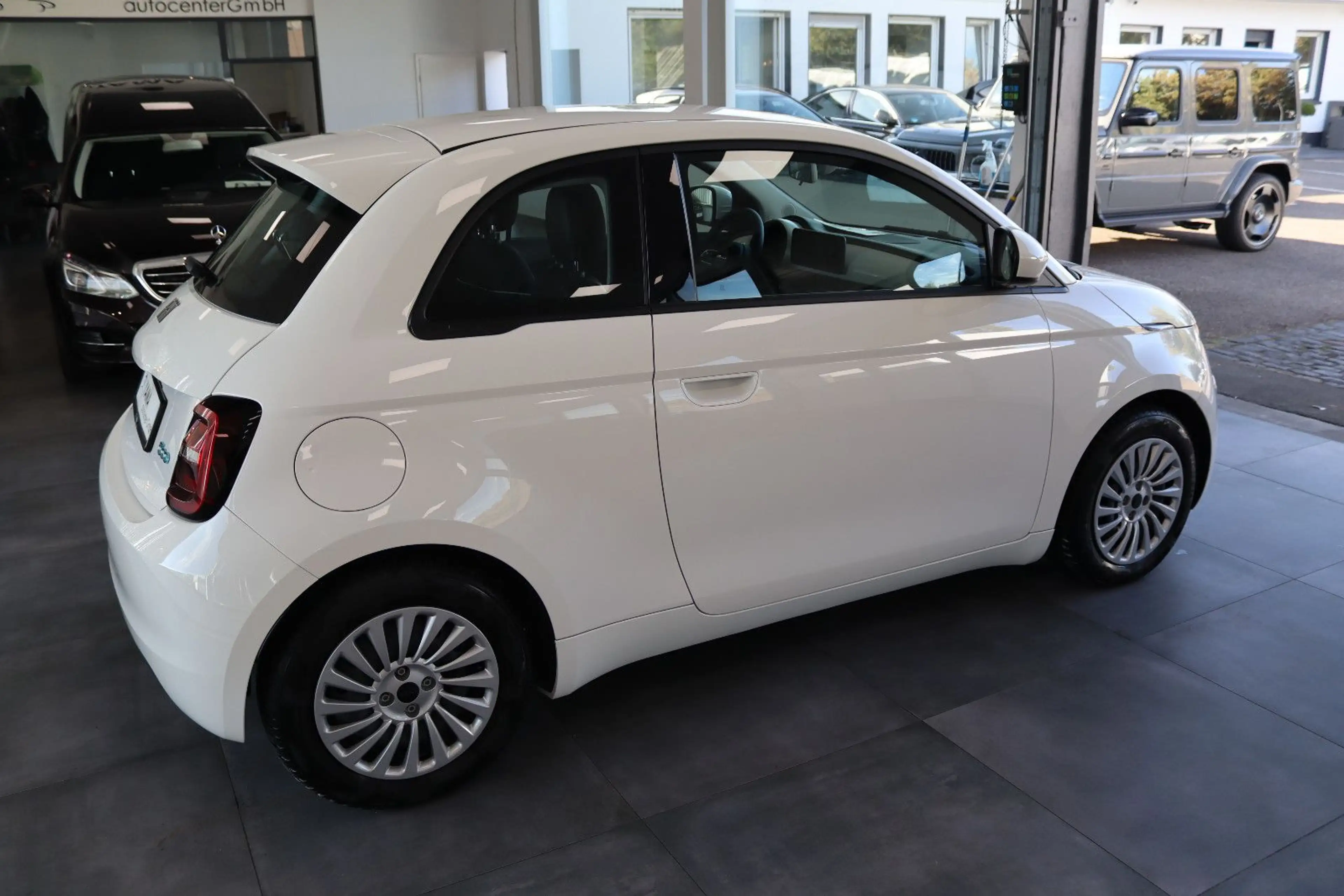 Fiat 500e Basis * 1.HAND + 15TKM — photo 3