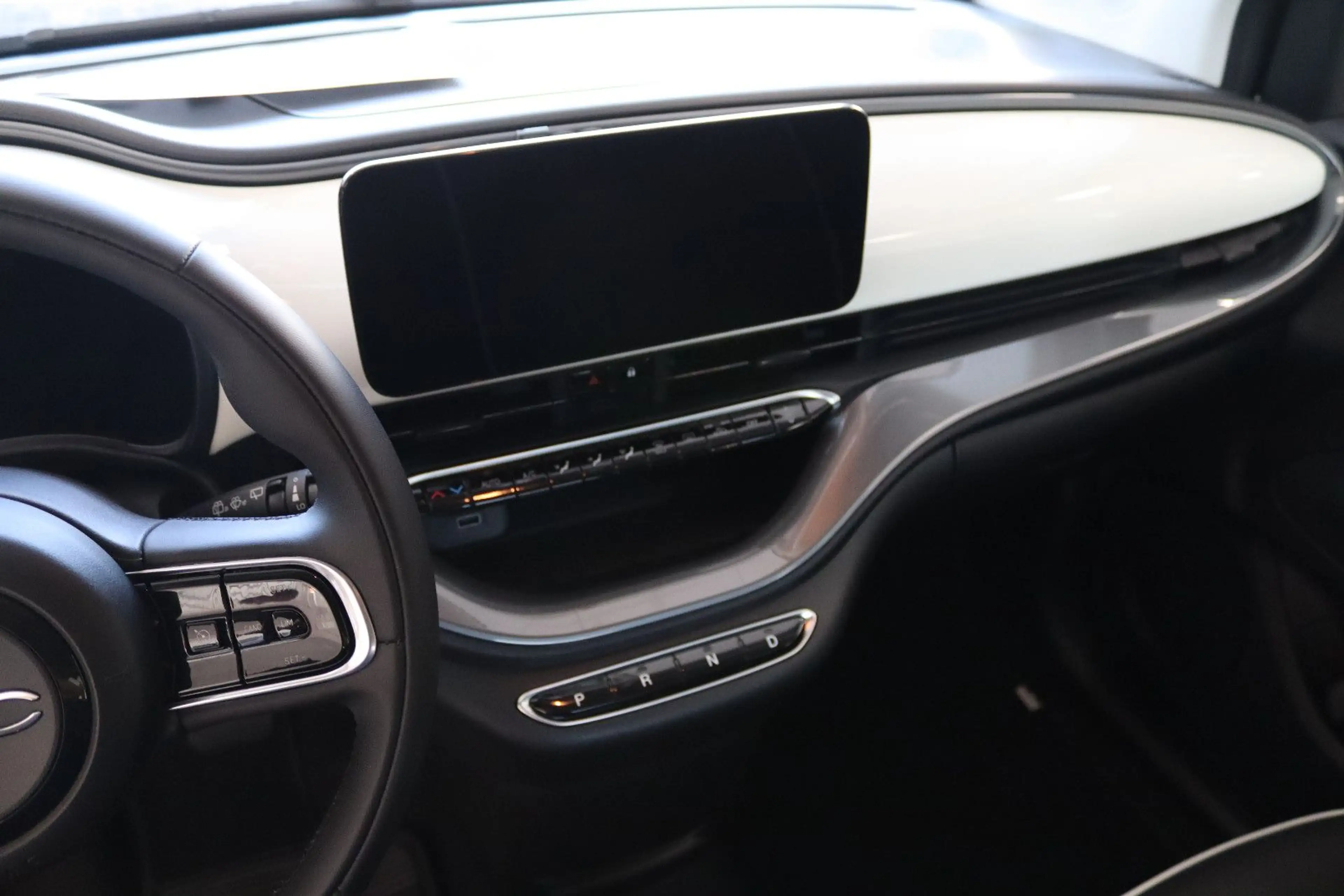 Fiat 500e Basis * 1.HAND + 15TKM — photo 9