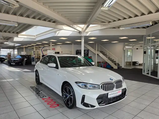 Bmw 330 e xDrive M Sport HUD/360°/MEMORY