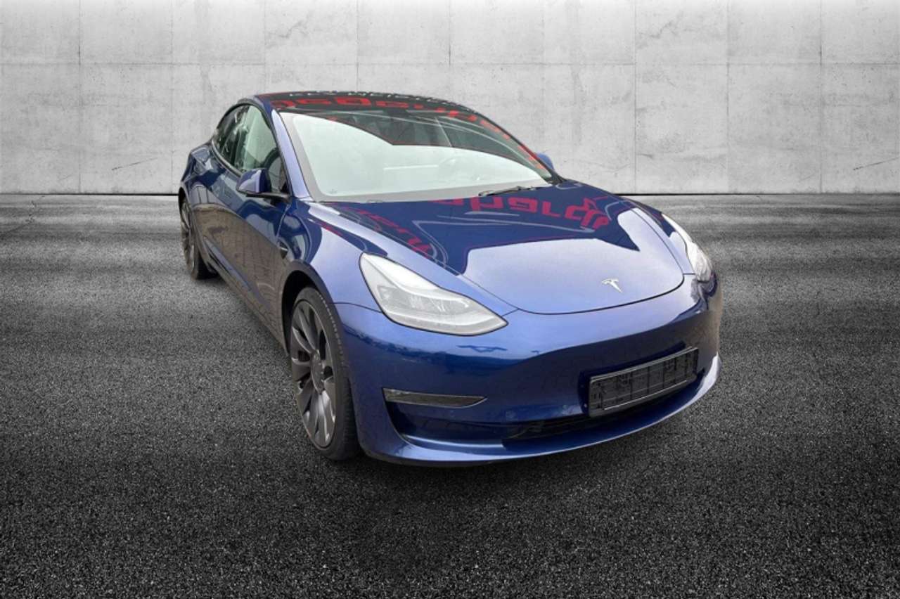 Tesla Model 3 Long Range Performance AWD