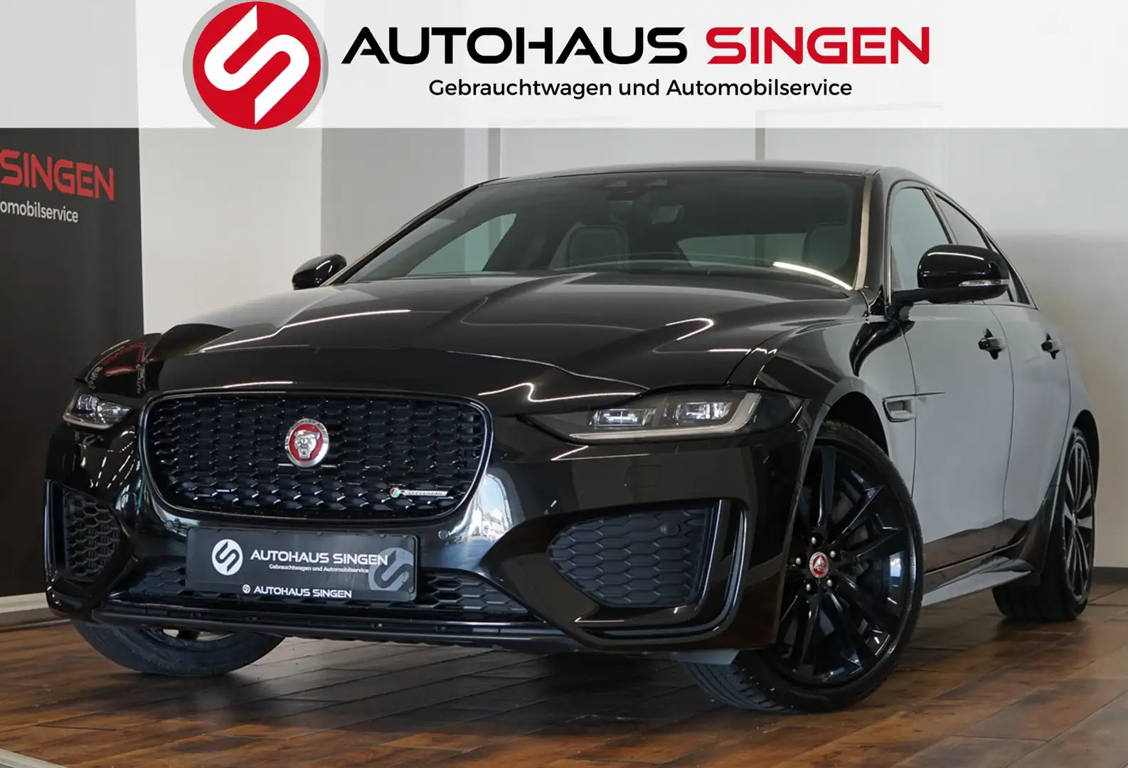 Jaguar XE P300 R-Dynamic SE|AWD|MATRIX|MERIDIAN Schwarz - 1