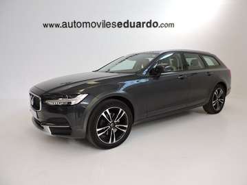 Cross Country D4 AWD Pro Aut.