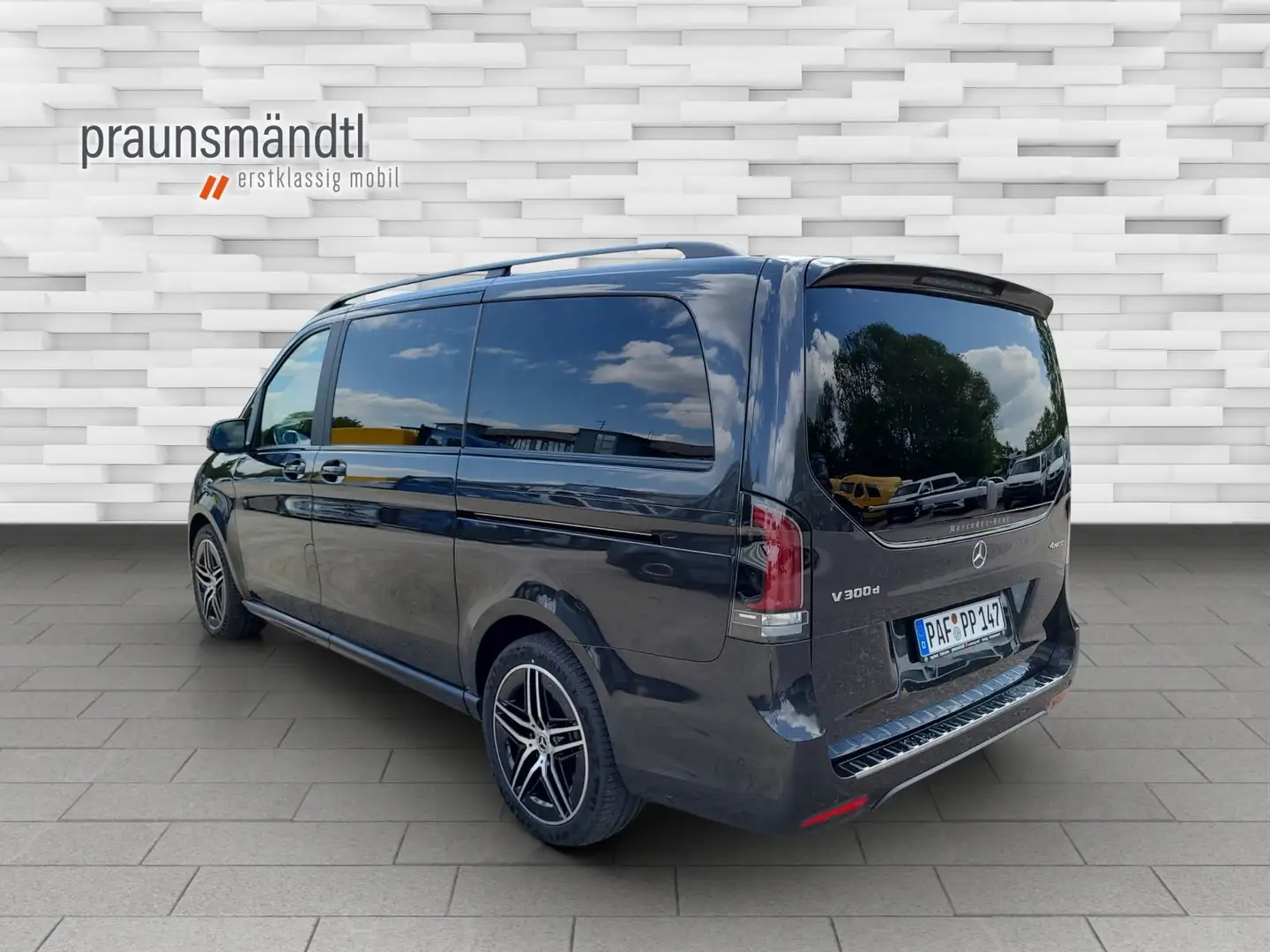 Mercedes-Benz V 300 d Exclusive lang 4x4 AMG Airmatic AHK Pano Gris - 2