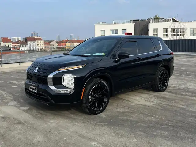 Mitsubishi Outlander FULLY LOADED-ONLY FOR EXPORT OUT OF EUROPE