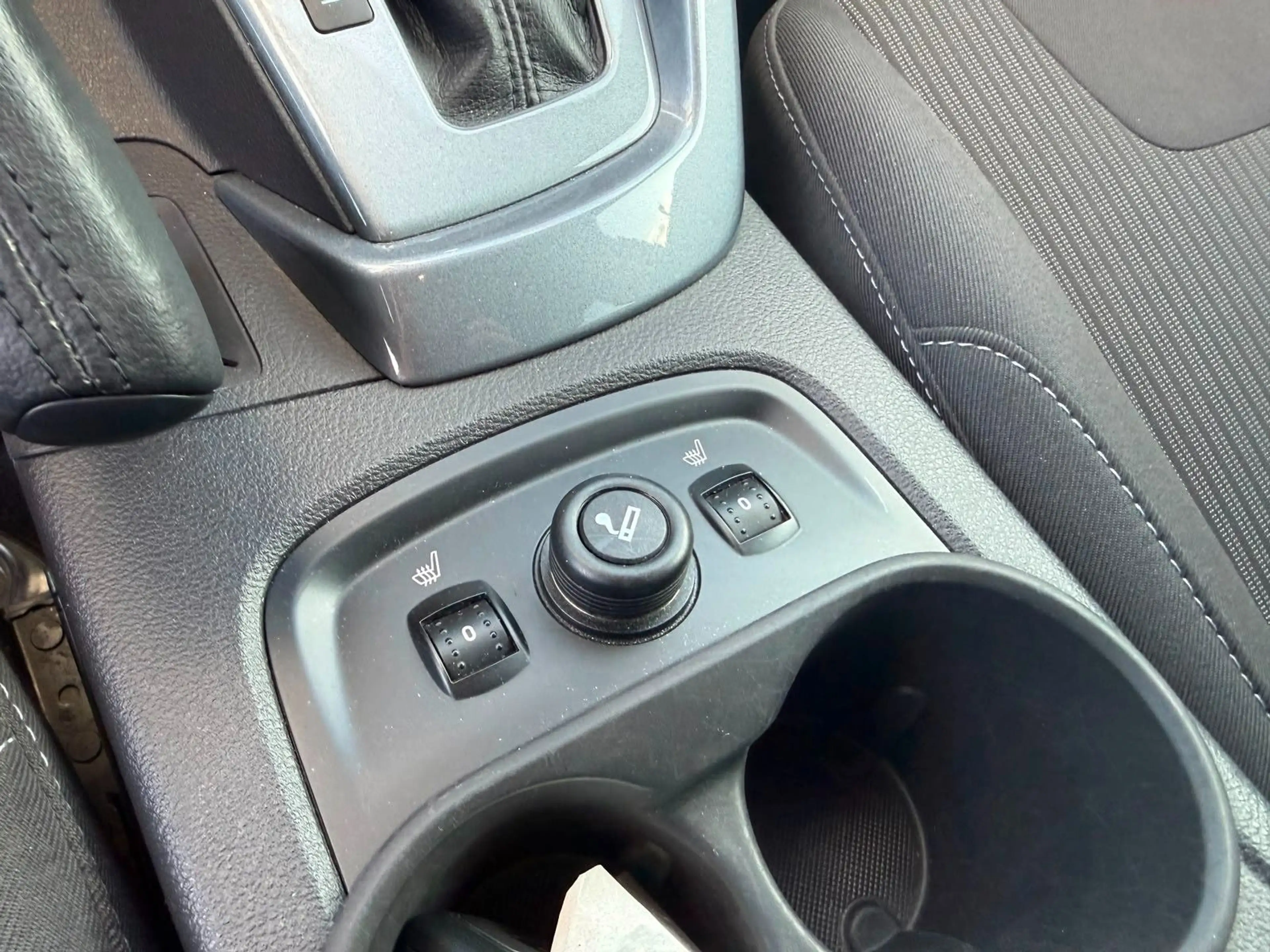 Ford Focus Lim. Titanium, Automatik, 1.Hand 125 PS — photo 12