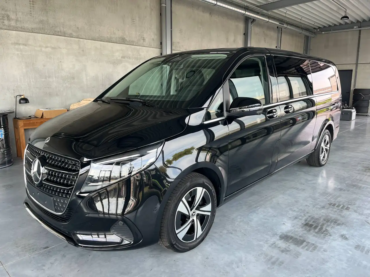 Mercedes-Benz V 250