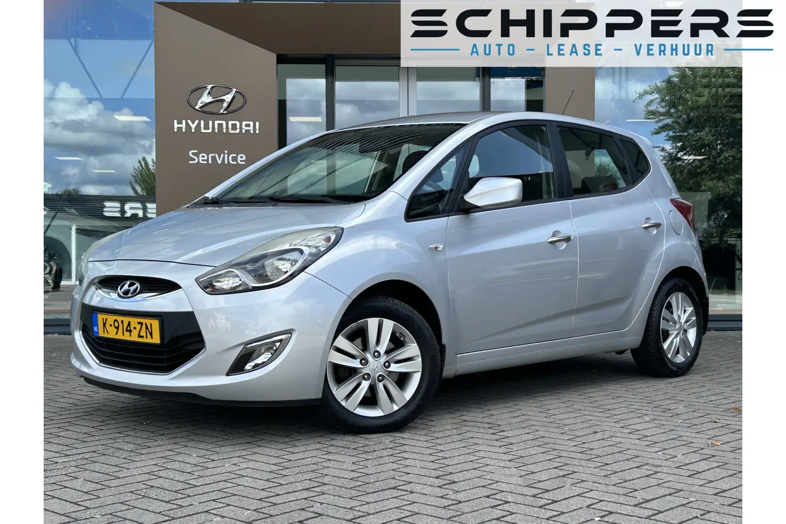 Hyundai iX20 1.4i i-Motion Grijs - 1