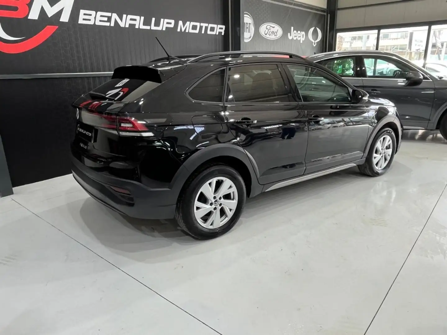 Volkswagen Taigo 1.0 TSI Life 81kW Negro - 2