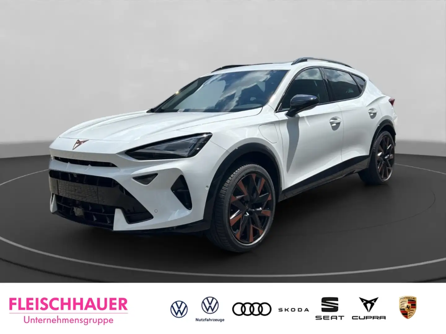 CUPRA Formentor VZ 1.5 e-Hybrid DSG+MEMORY+PANORAMADA Weiß - 1