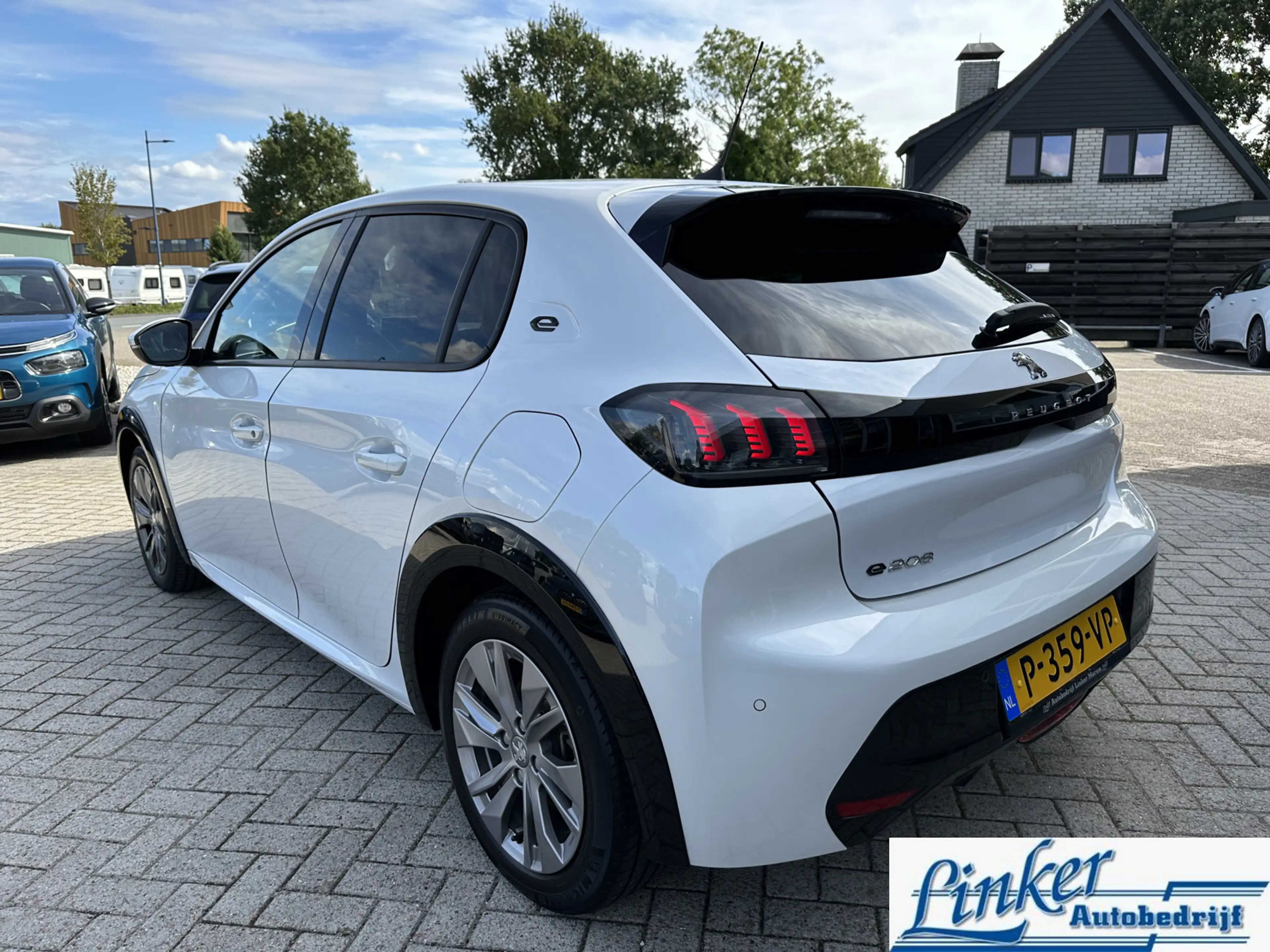 Peugeot e-208 EV Blue Lease Active 50 kWh - SoH 87% CAMERA LM VE — photo 7