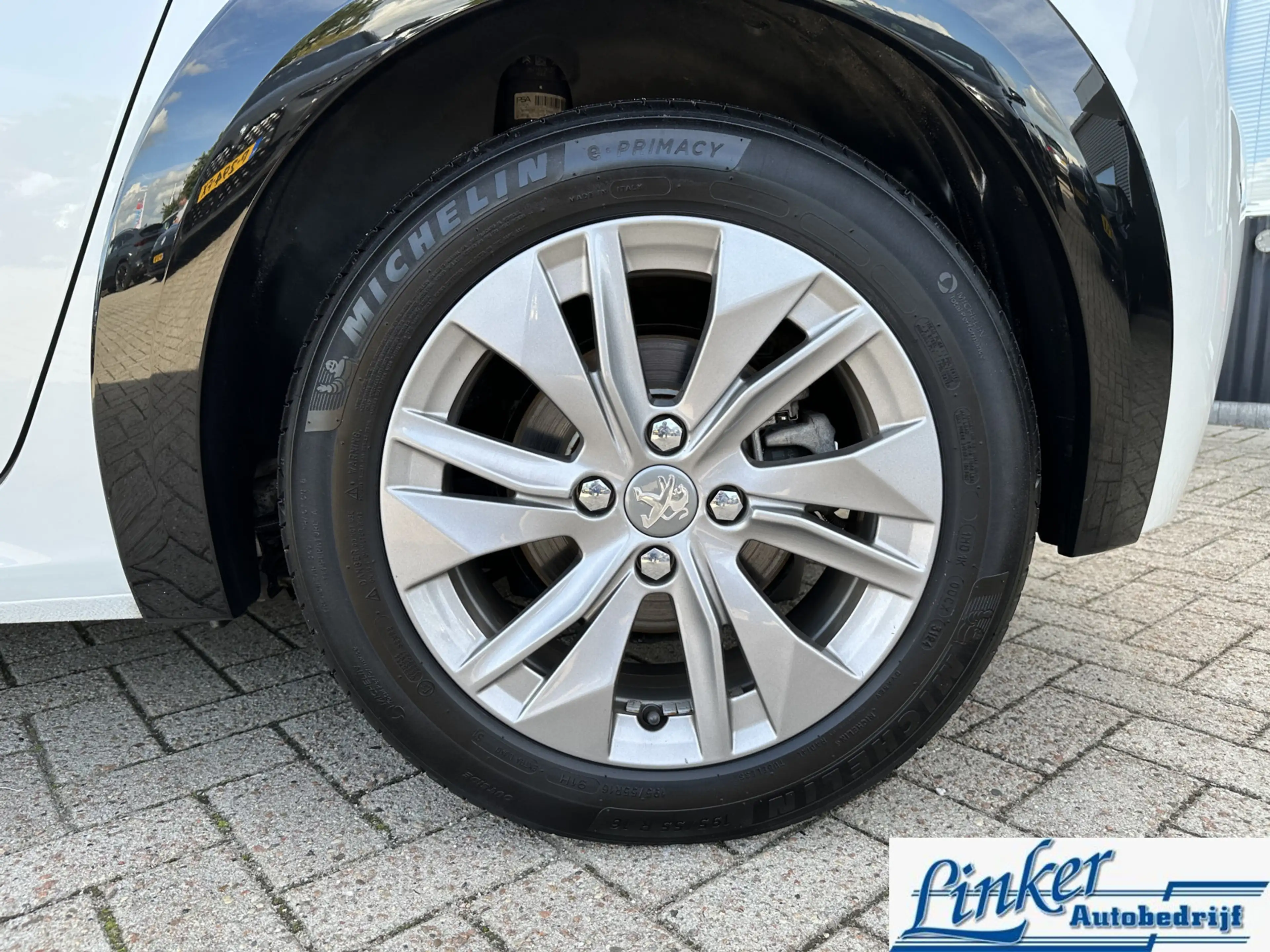 Peugeot e-208 EV Blue Lease Active 50 kWh - SoH 87% CAMERA LM VE — photo 9
