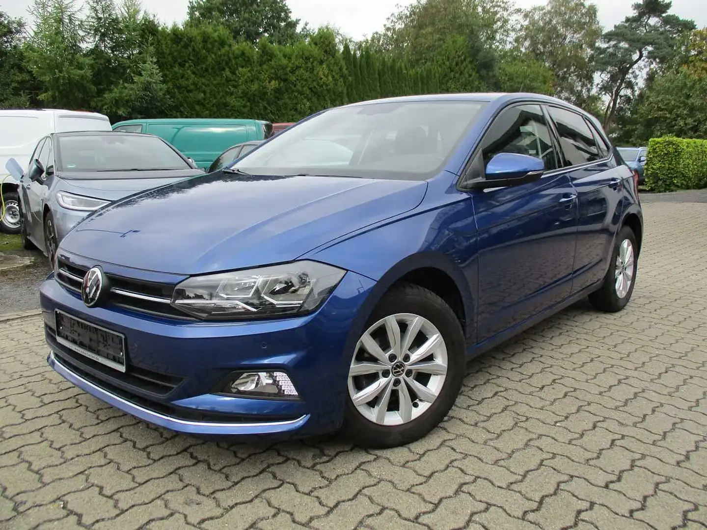 Volkswagen Polo VI 1.0 TSI Highline Blau - 1