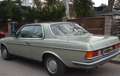 Mercedes-Benz 230 W123 Verde - thumbnail 1