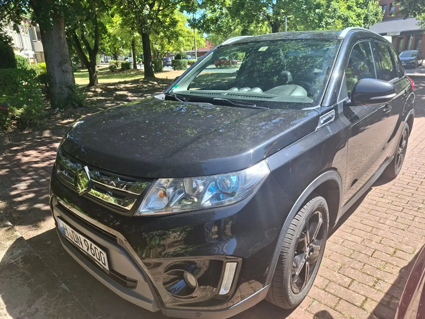 Suzuki Vitara Vitara 1.6 DDiS (4x4) Allgrip TCSS Comfort+ Schwarz - 2