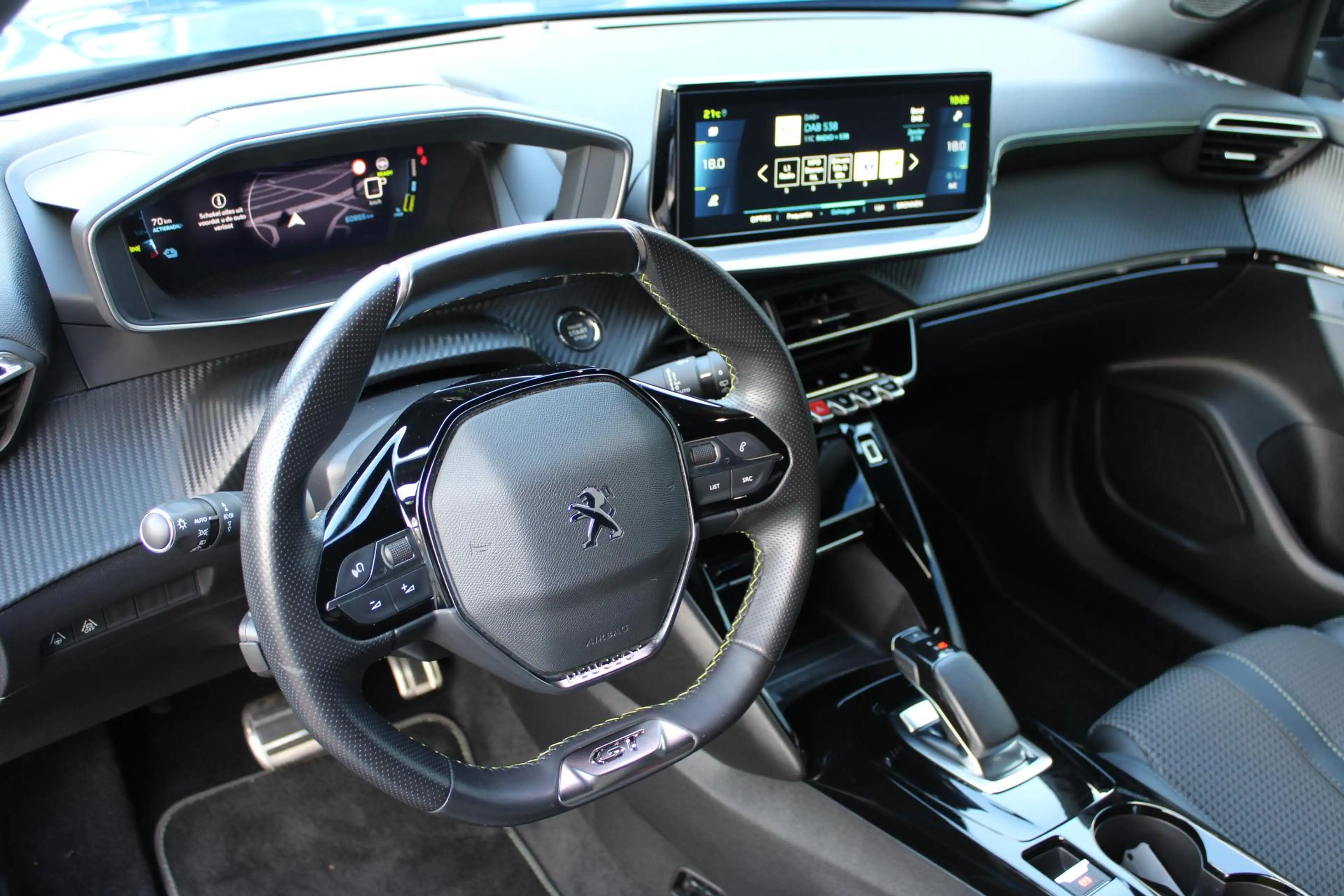 Peugeot e-2008 EV GT 50 kWh | Trekhaak | Navigatie | Camera | Cli — photo 7