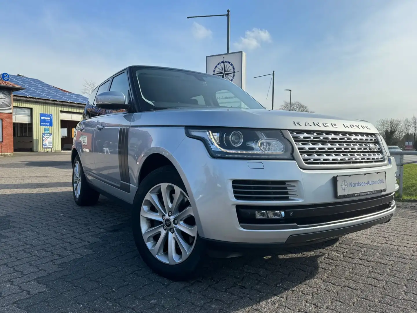 Land Rover Range Rover Autobiography firstclass Meridian Silver - 1