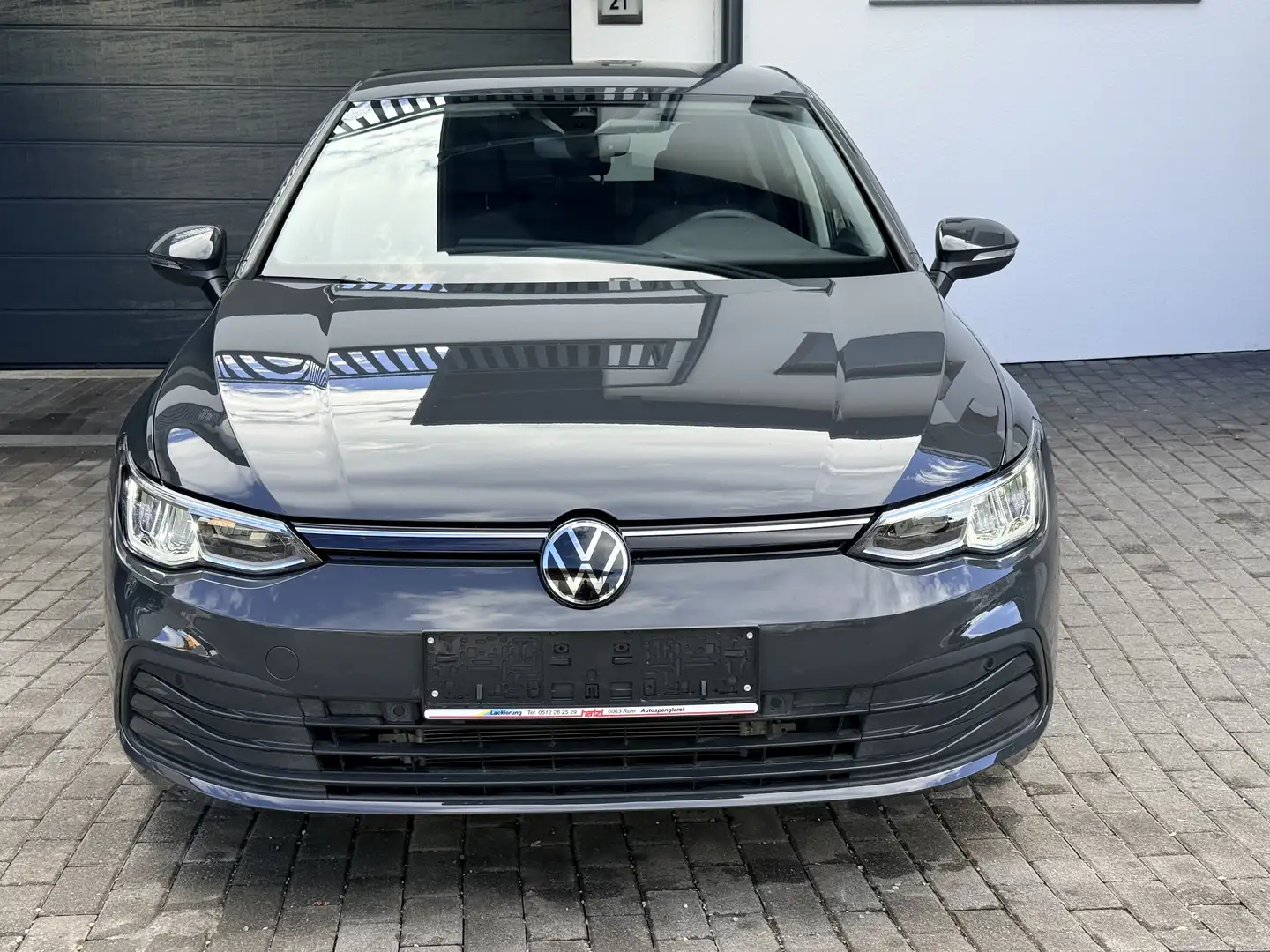 Volkswagen Golf VIII Life 2.0 TDI ACC,SHZ,Carplay,Lenkradheizung Grau - 2