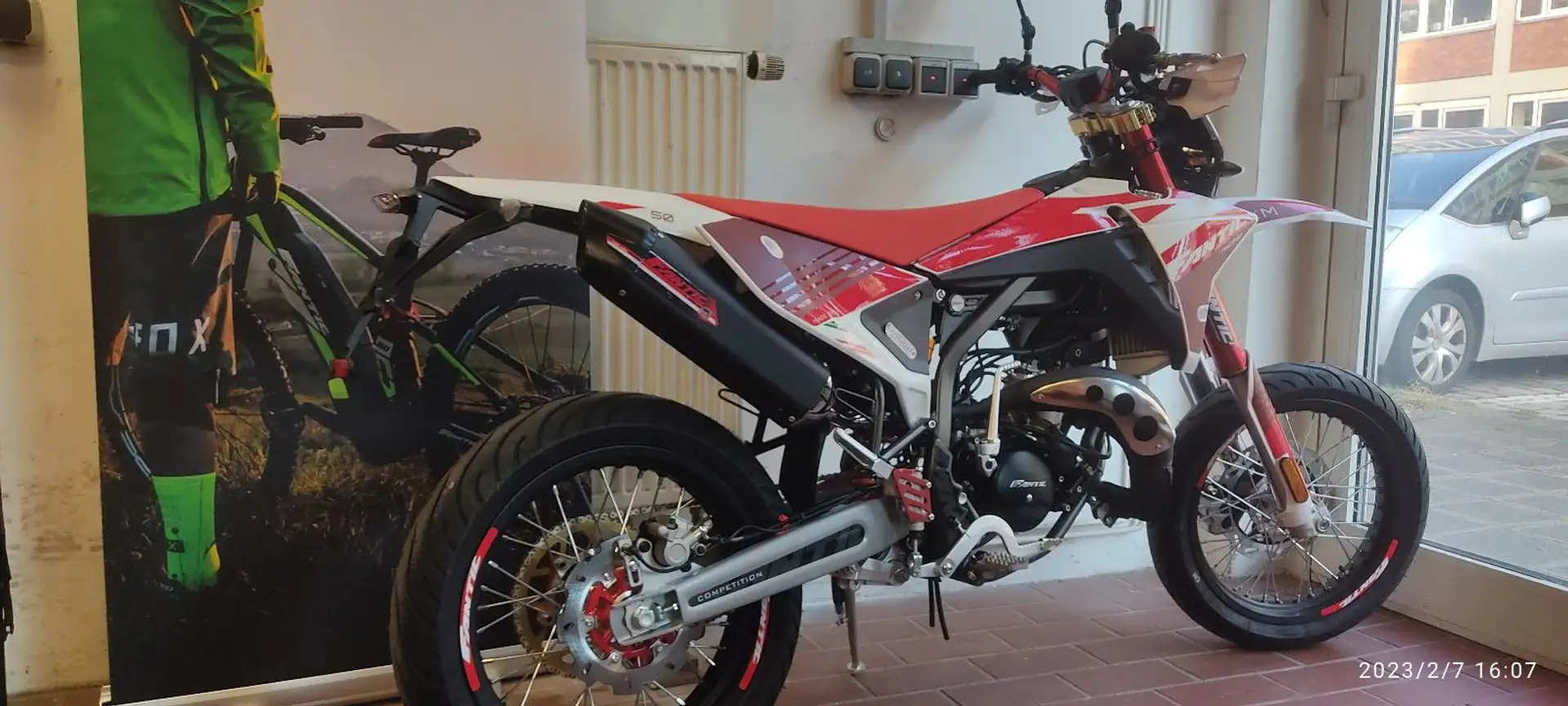 Fantic XM50 competition 2024 SuperMoto weiss Nero - 1