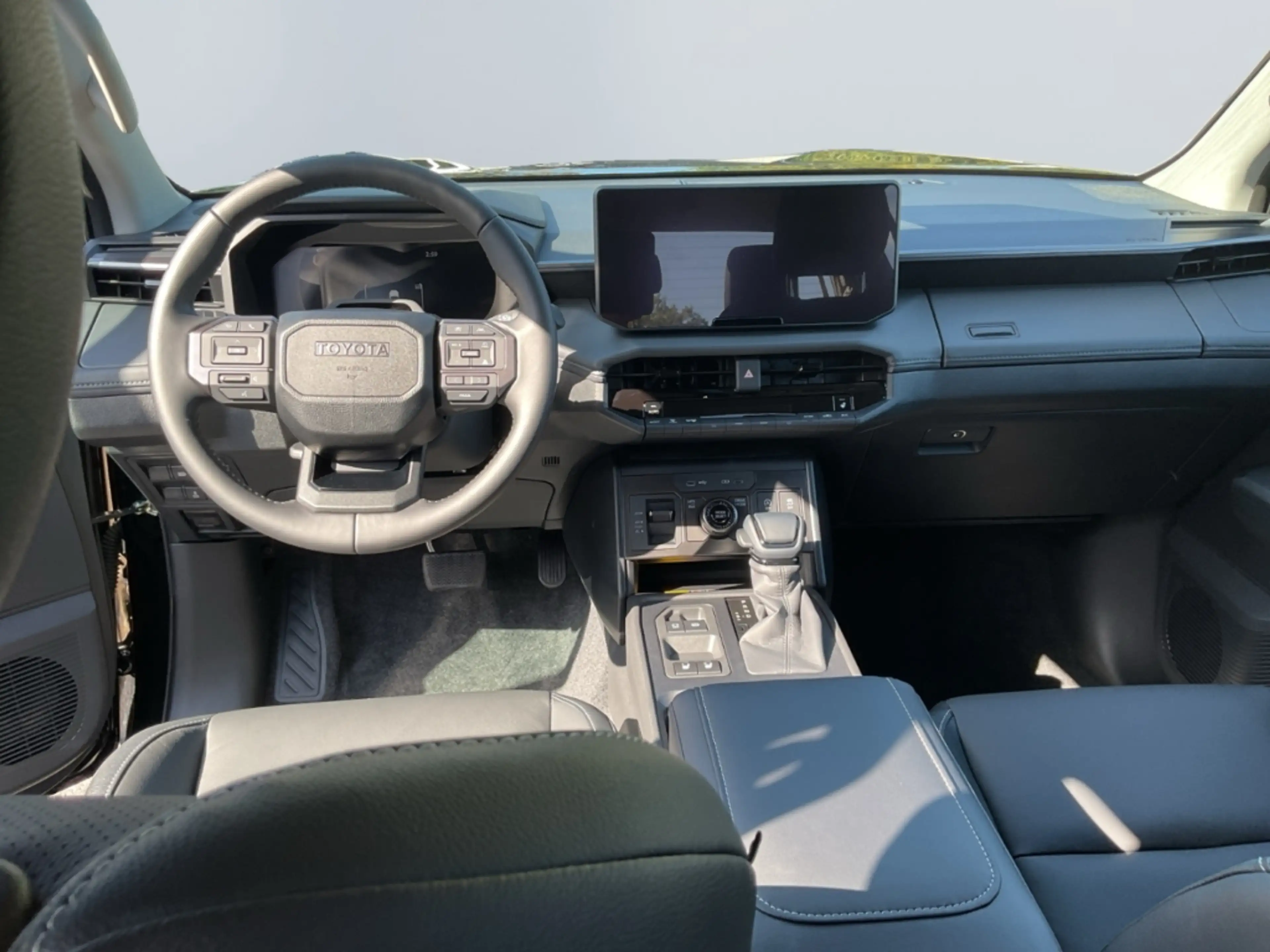 Toyota Hilux Executive LED Navi SHZ PDC ACC DAB PDC — photo 10