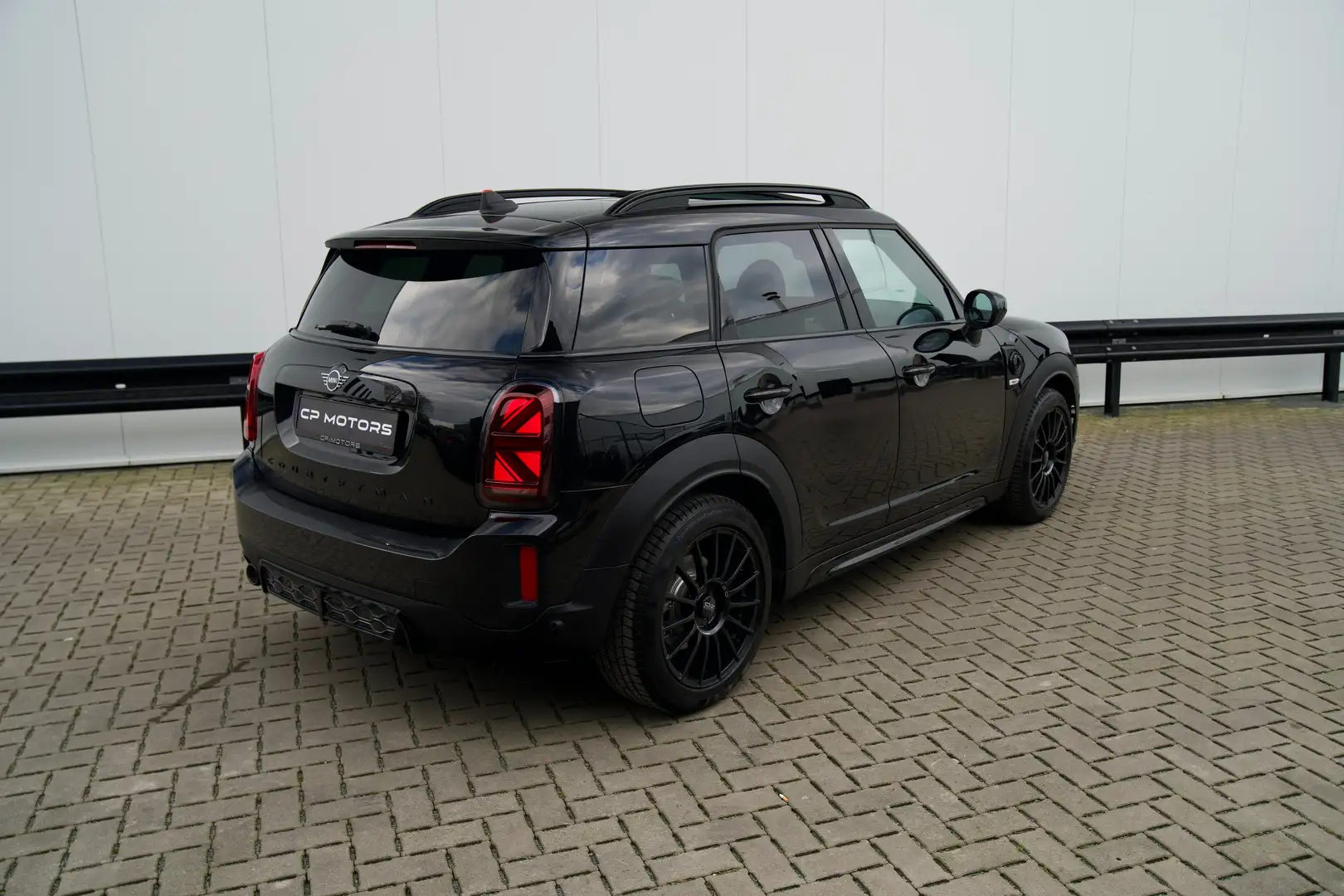MINI Cooper SE Countryman ALL4 | HYBRIDE | PANO | JCW-PAKKET | FACELIFT Noir - 2