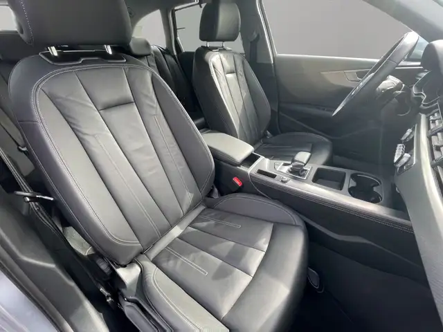 Audi A4 view 19