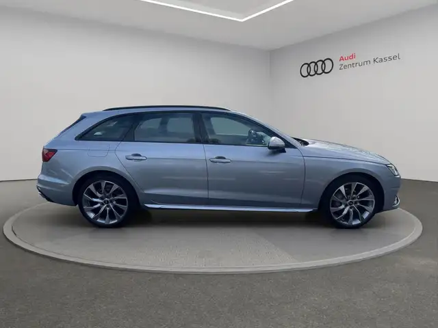 Audi A4 view 8