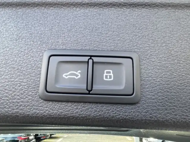 Audi A4 view 23
