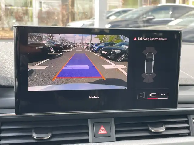 Audi A4 view 26