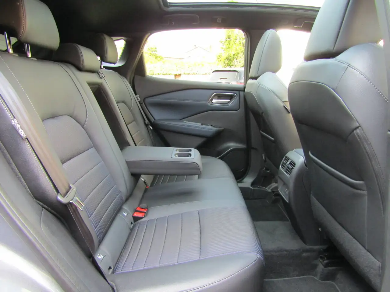 Nissan Qashqai III 1.5 E-POWER MILD-HYBRID TEKNA , TETTO PANORAMICO, TELECAMERA 360 ,HUD,CERCHI 19'', миниатюра 19
