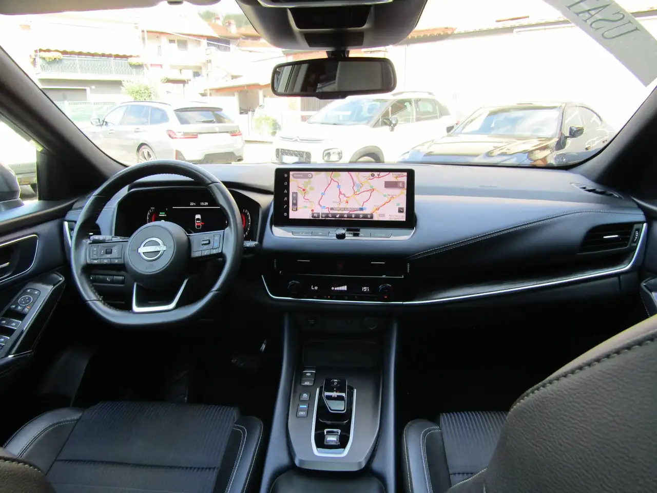 Nissan Qashqai III 1.5 E-POWER MILD-HYBRID TEKNA , TETTO PANORAMICO, TELECAMERA 360 ,HUD,CERCHI 19'', миниатюра 21