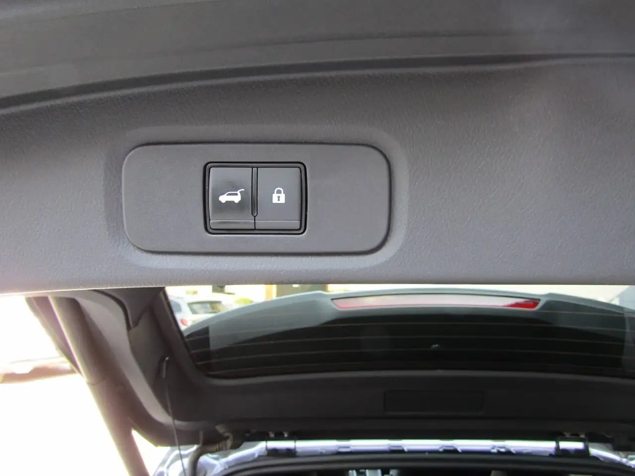 Nissan Qashqai III 1.5 E-POWER MILD-HYBRID TEKNA , TETTO PANORAMICO, TELECAMERA 360 ,HUD,CERCHI 19'', миниатюра 18