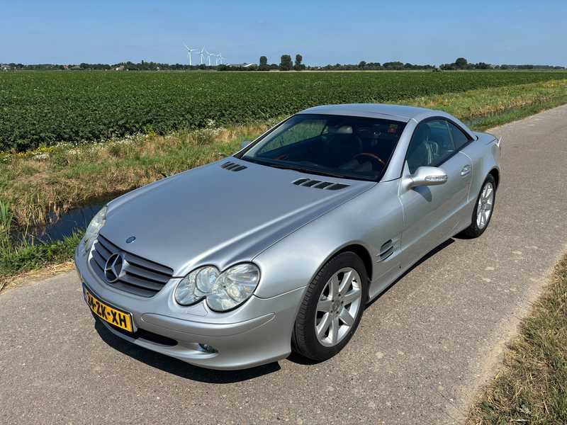 Mercedes-Benz SL 500 — photo 14