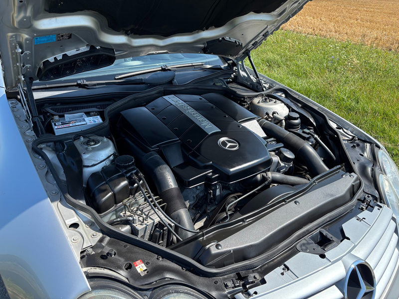 Mercedes-Benz SL 500 — photo 10