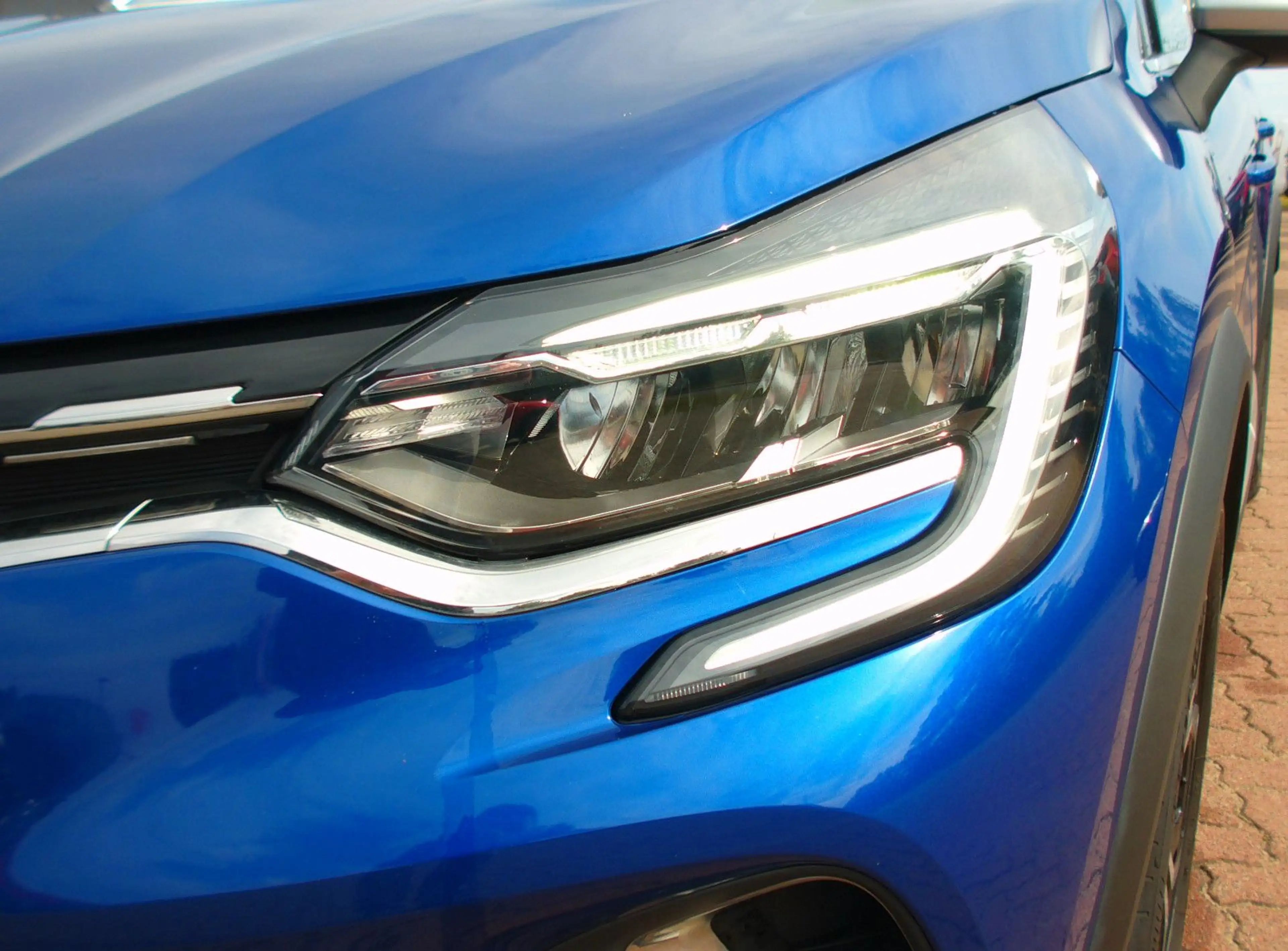 Renault Captur II Edition One.Bose.Teilleder.LED.1Hand — photo 25