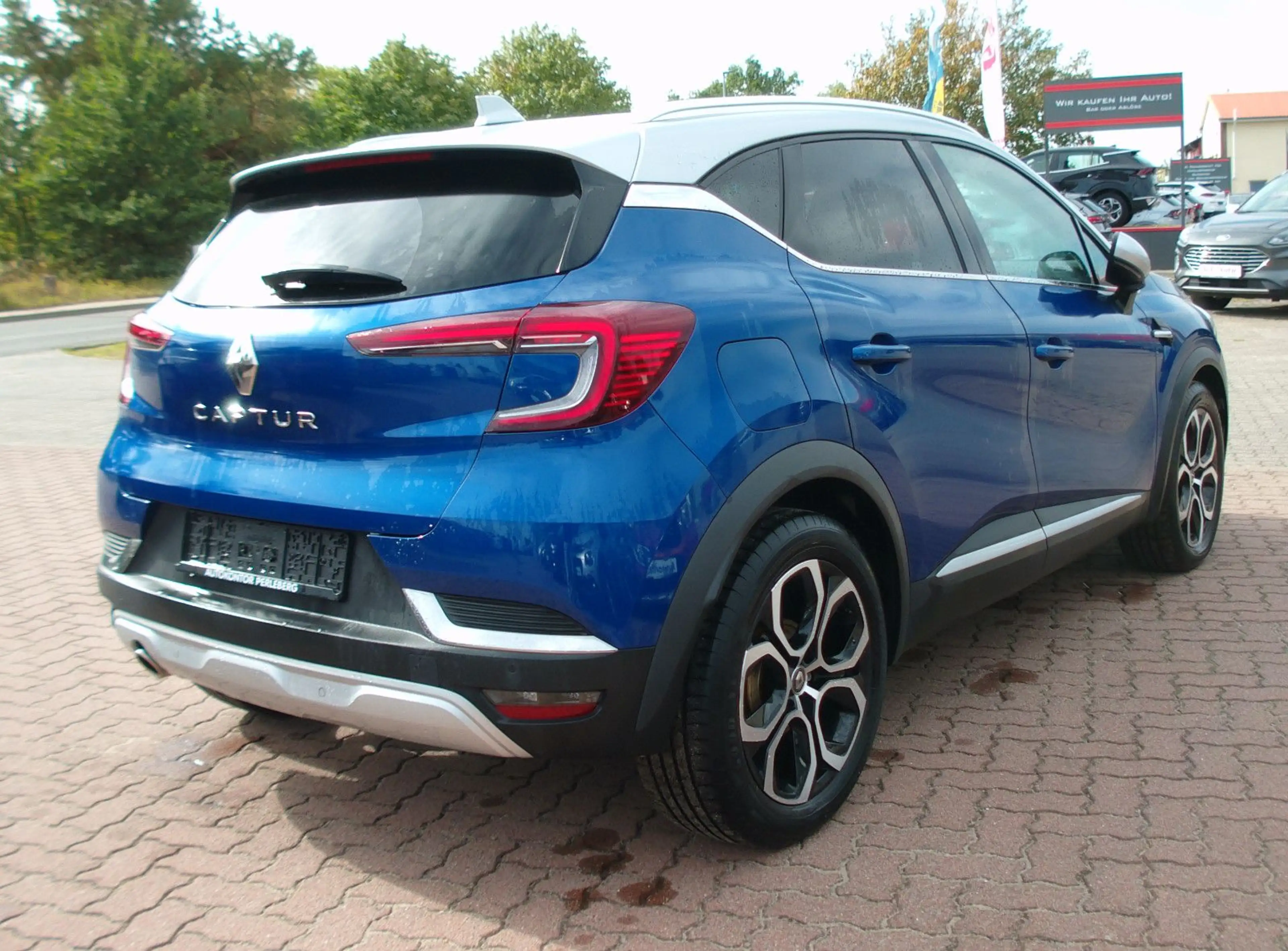 Renault Captur II Edition One.Bose.Teilleder.LED.1Hand — photo 4