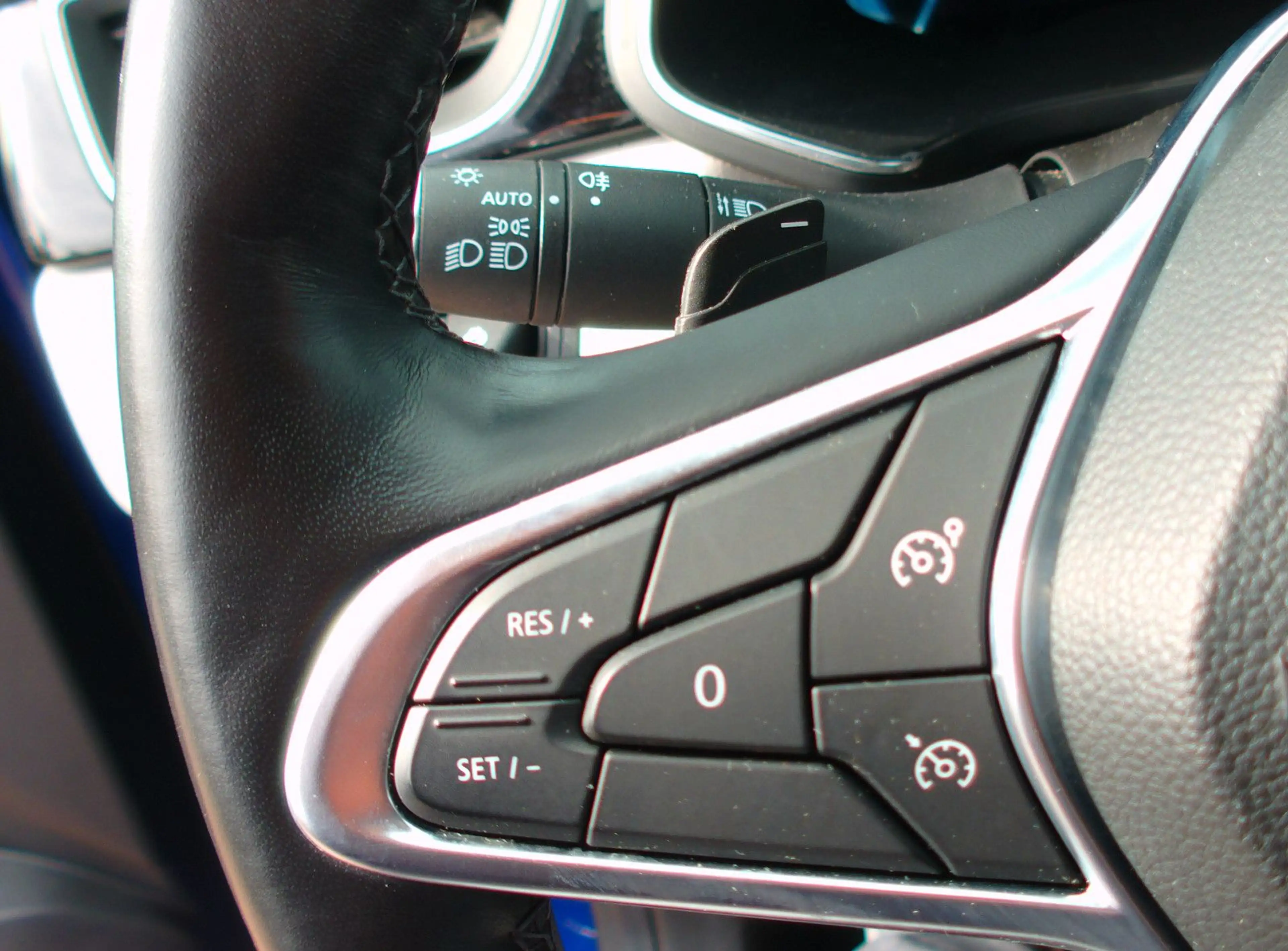 Renault Captur II Edition One.Bose.Teilleder.LED.1Hand — photo 14