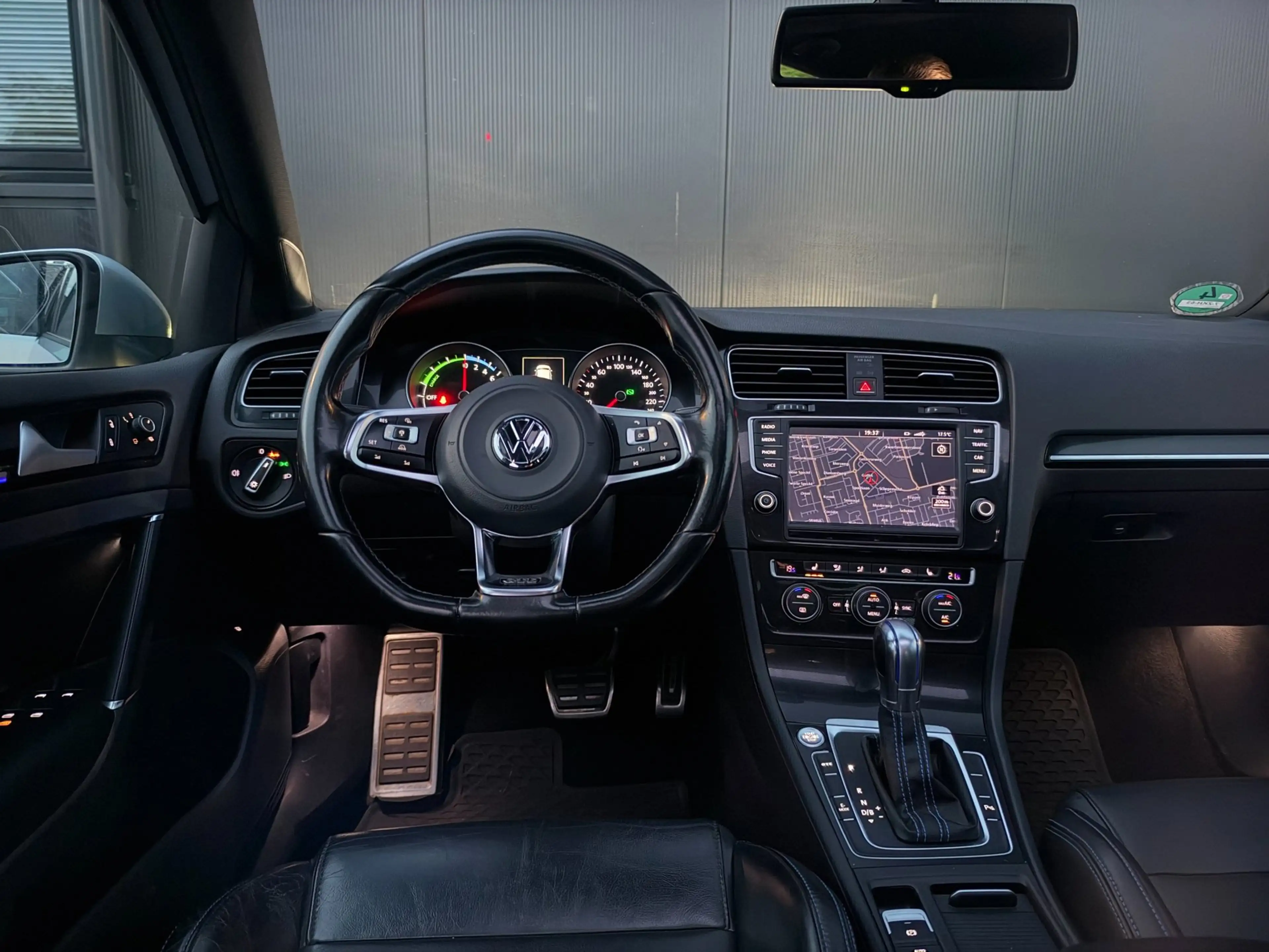 Volkswagen Golf GTE 1.4 TSI | Pano-dak | Leder | Adaptive Cruise Contr — photo 6