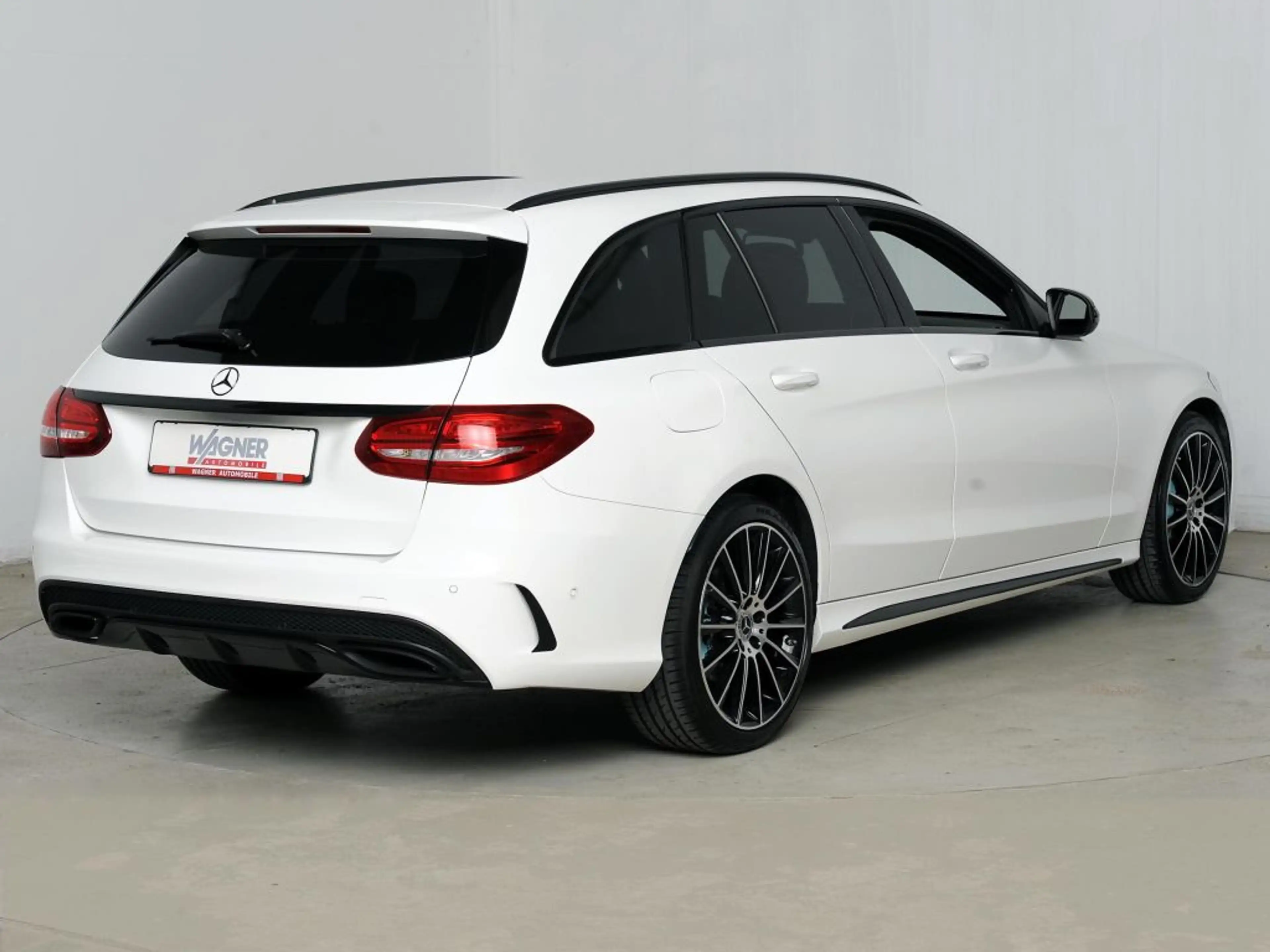 Mercedes-Benz C 400 T 4Matic 9G-TRONIC AMG Line *Business PLUS-Pak.* — photo 6