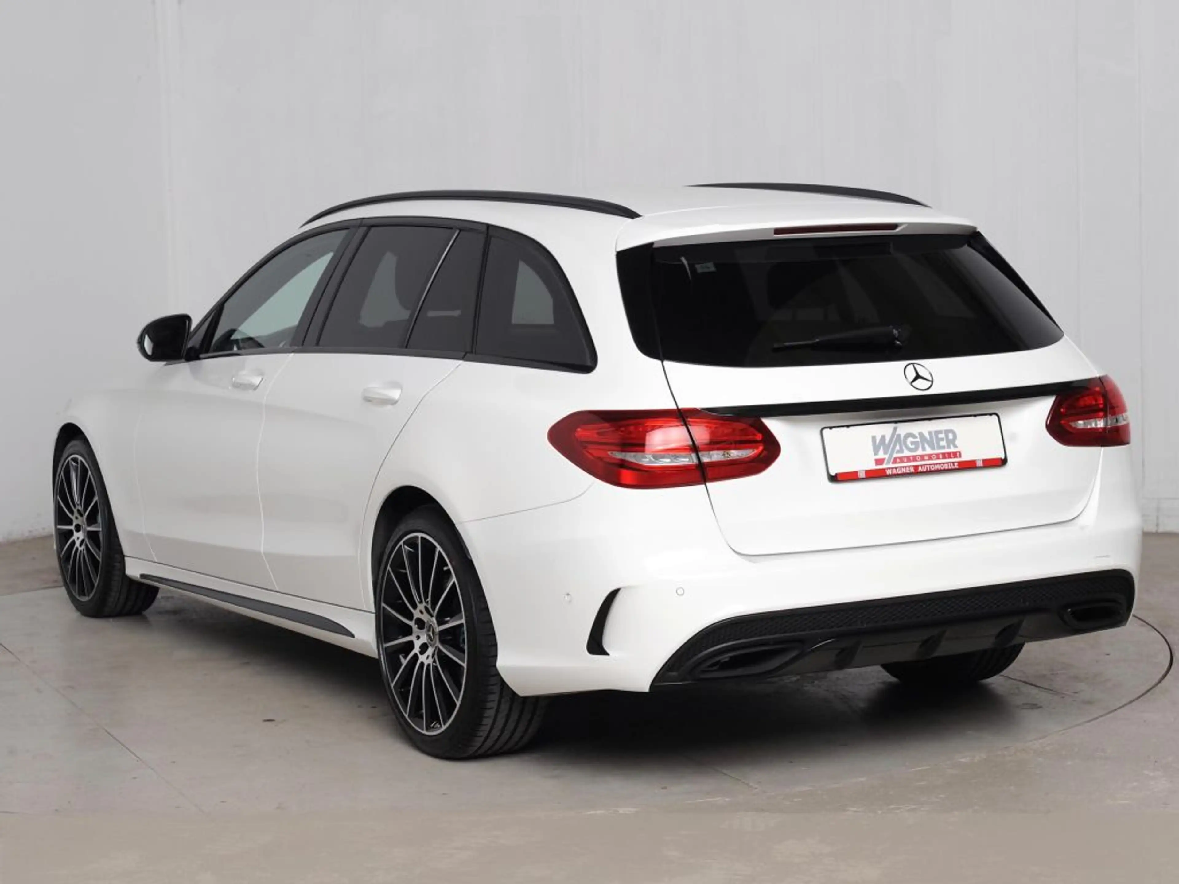 Mercedes-Benz C 400 T 4Matic 9G-TRONIC AMG Line *Business PLUS-Pak.* — photo 4