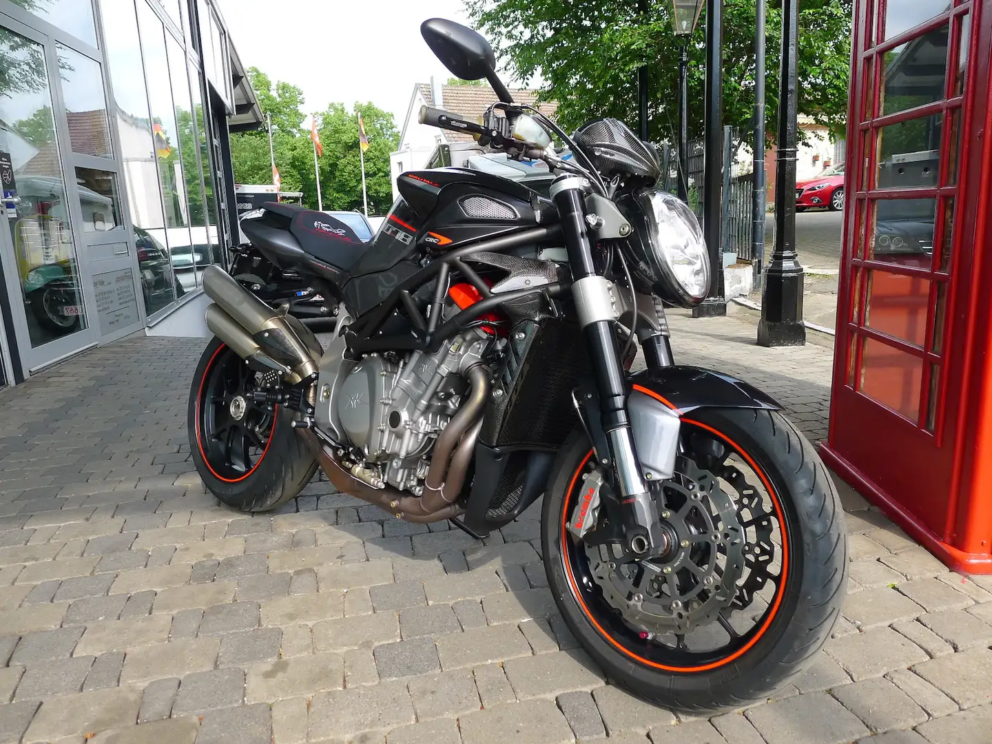 MV Agusta Brutale 1078 Brutale 1078 RR 1.900 km Fekete - 2