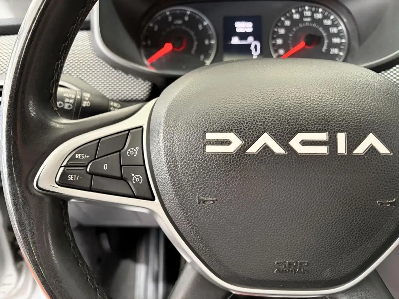 Dacia Jogger 1.0 TCe GPL 100 CV 5 posti Extreme Up! 14