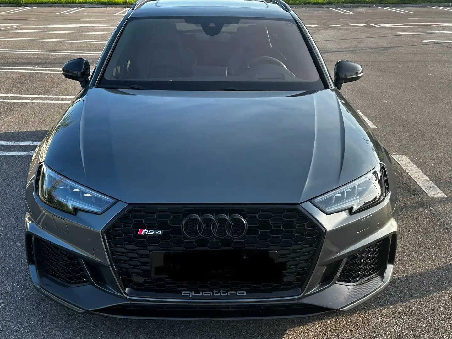 Audi RS4 Grigio - 1