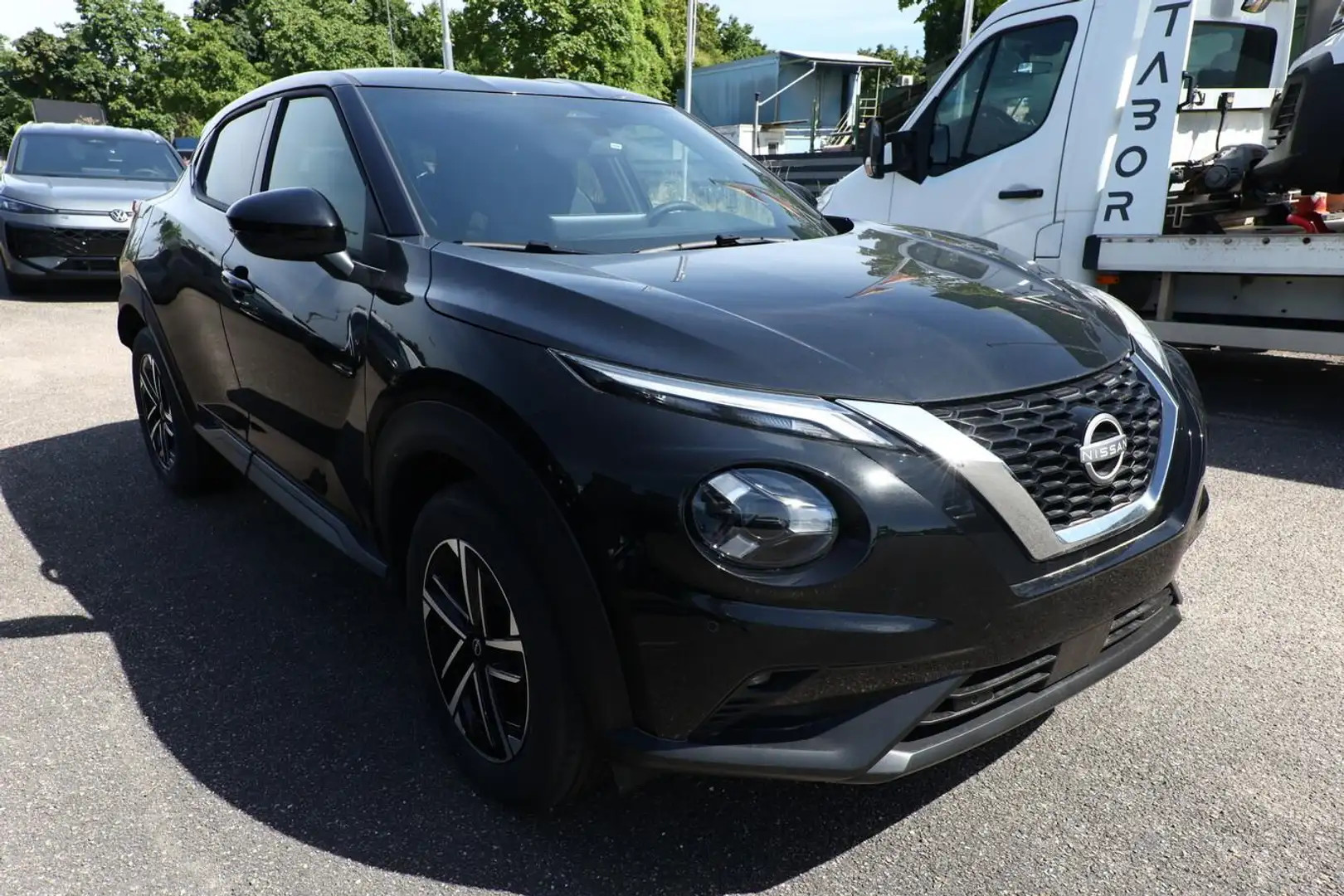 Nissan Juke N-Connecta MT SHZ Nav DigC Keyl PrivG LHZ 84 kW... Schwarz - 2
