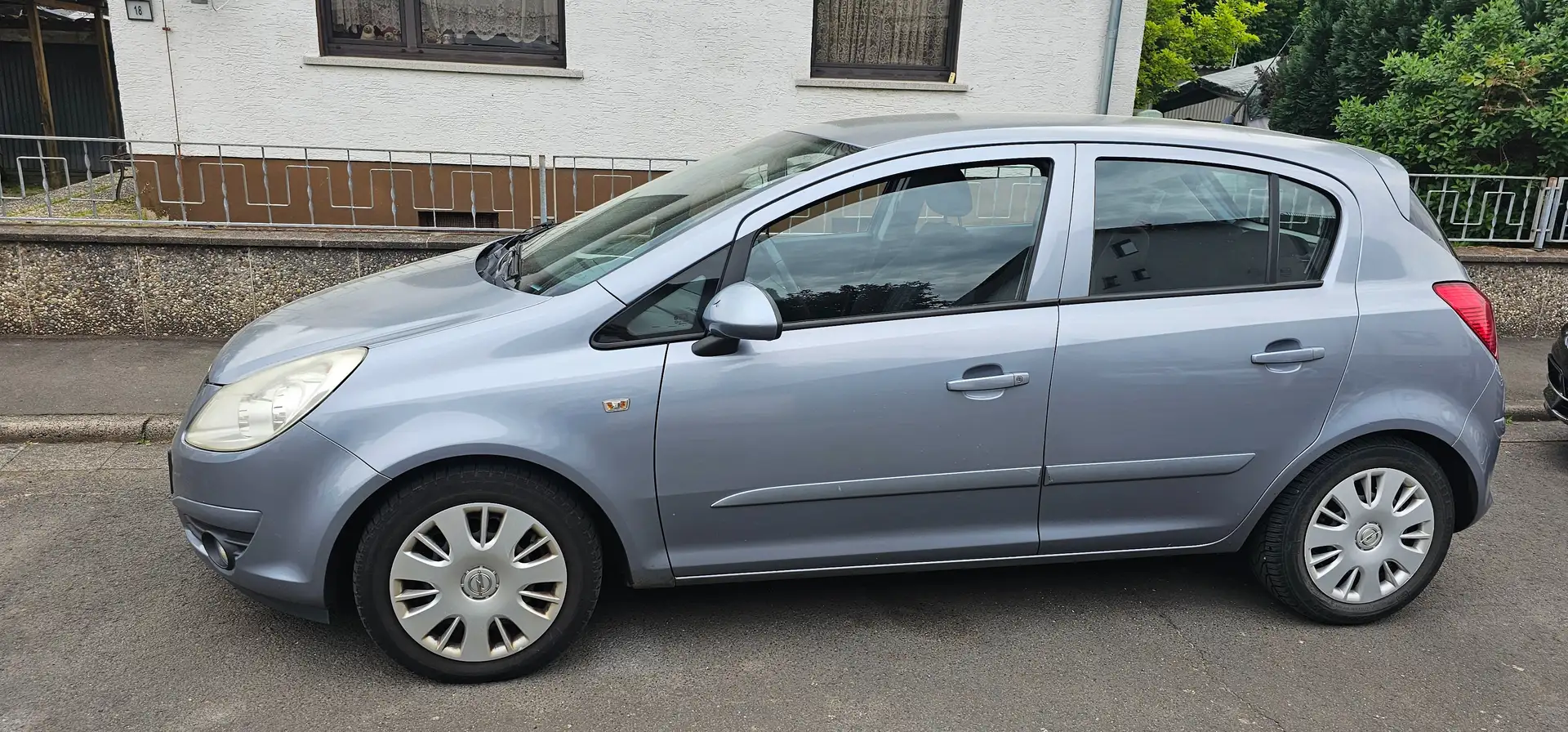 Opel Corsa Corsa  5-Türer 1.2 16V Easytronic Edition Silber - 2