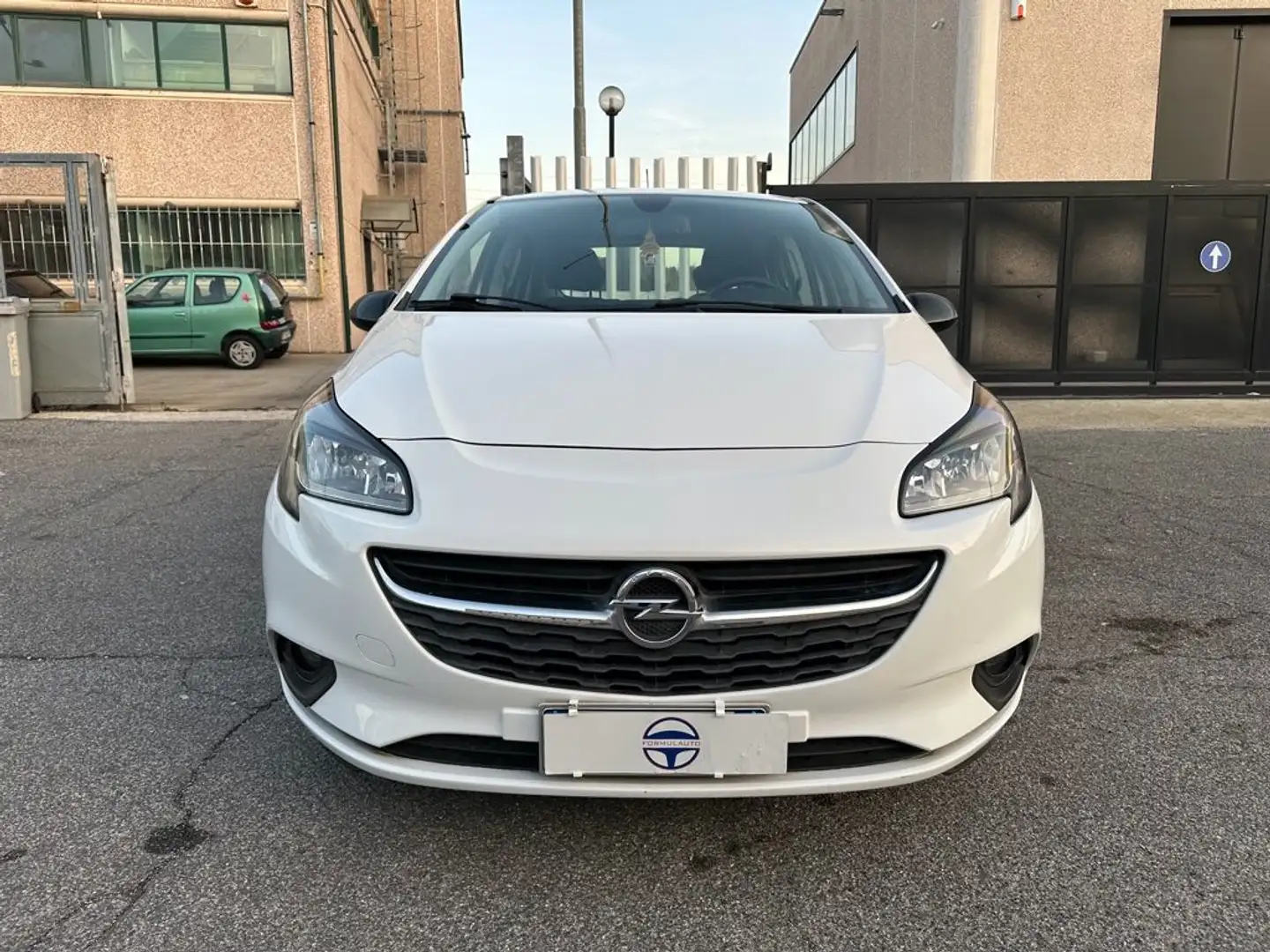 Opel Corsa 1.4 90CV GPL Tech 5 porte b-Color Grigio - 2