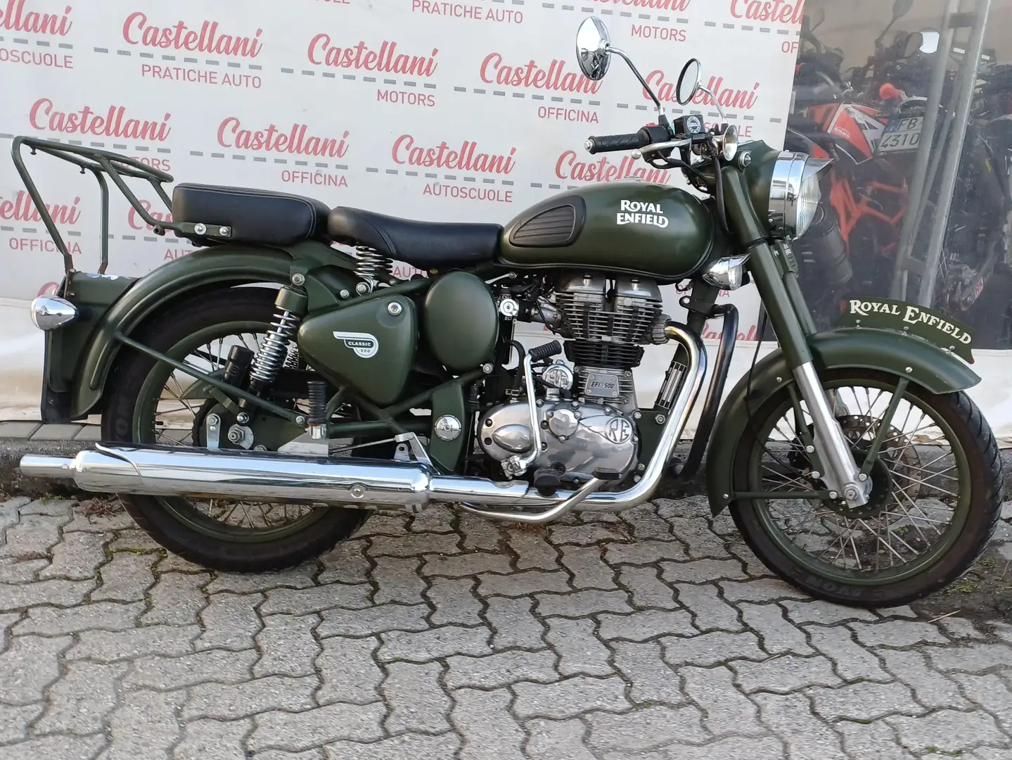 Royal Enfield Bullet 500 Verde - 2
