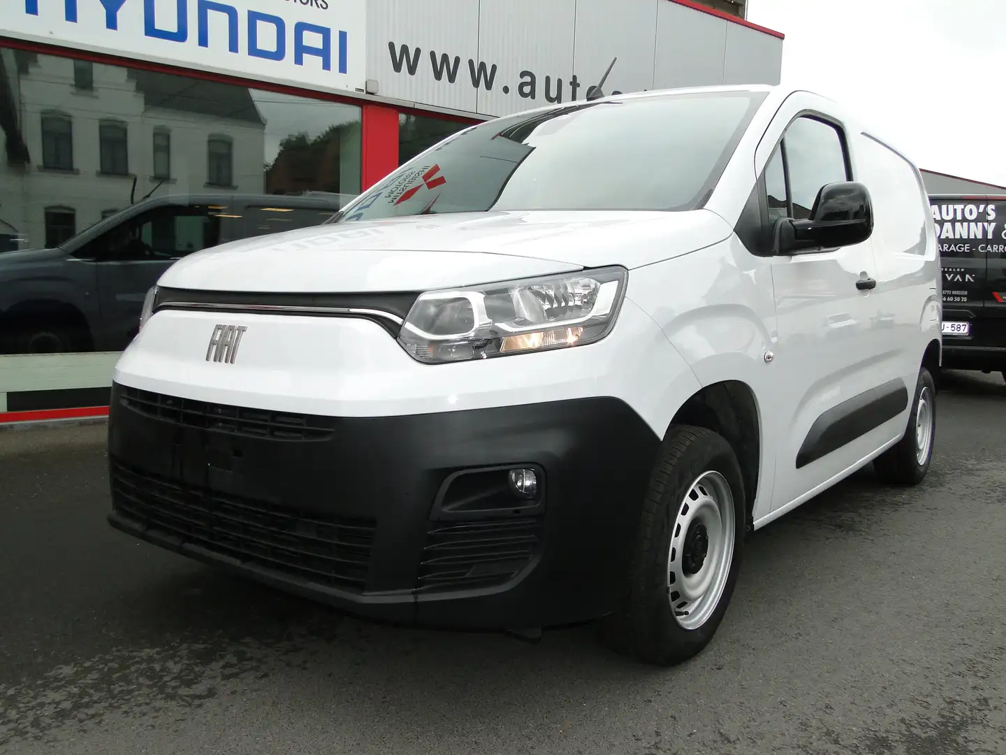 Fiat Doblo 1.5 BlueHDI L1 navi camera 3 zit Wit - 1