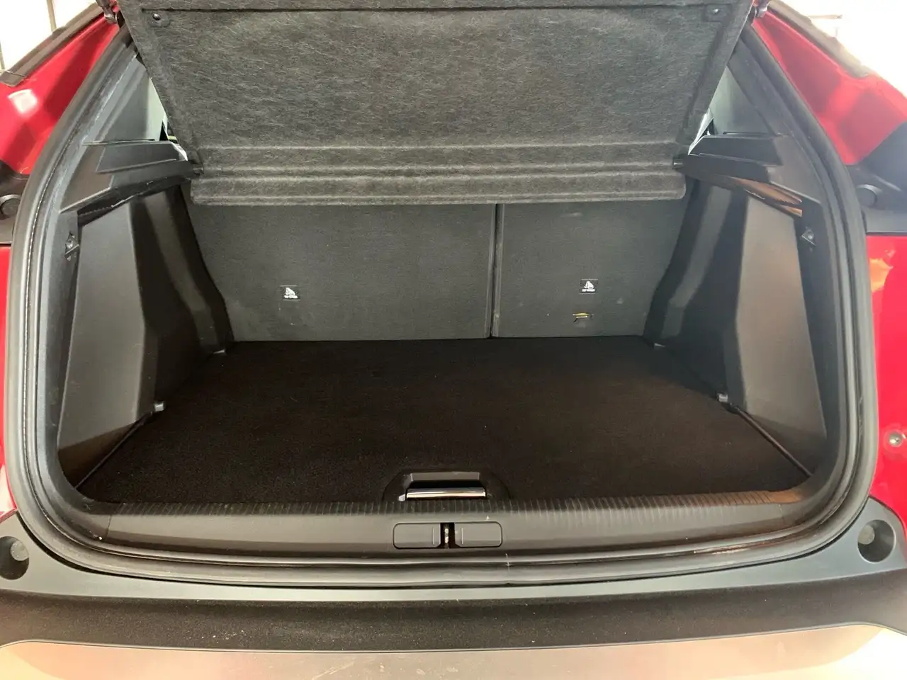 Peugeot 2008 II 2020 1.5 bluehdi Allure Pack s&s 110cv 16
