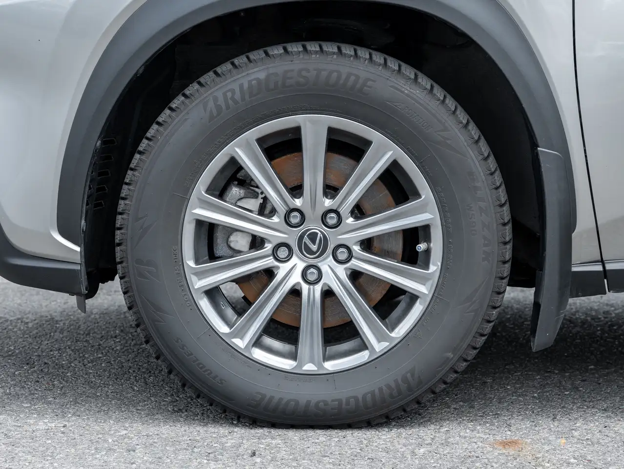 Lexus NX снимка Lexus NX